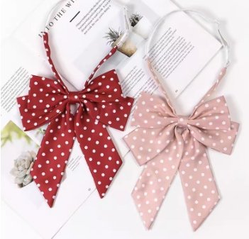 Ties and bow ties made of silk and silk yarn