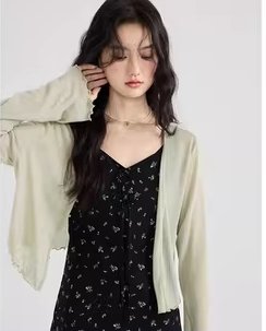 Women's knitted or crocheted cotton tops