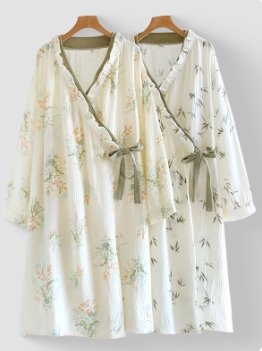 Women's bathrobes, dressing gowns and similar articles made of cotton